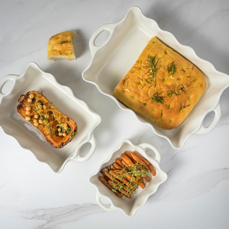 Cook & Host 13.5 Medium Rectangular Baker - Image 3